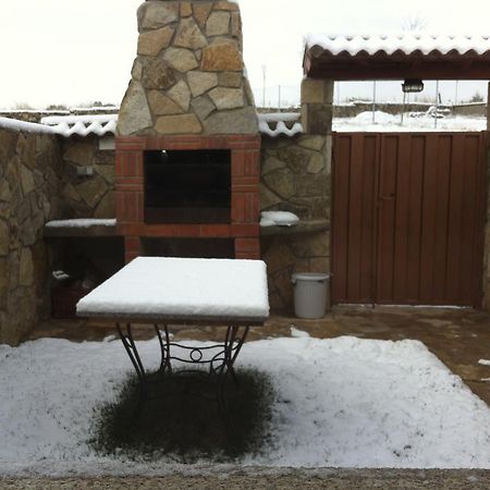 Casa Rural La Vega De Gredos Casa de hóspedes San Martin de la Vega del Alberche Exterior foto